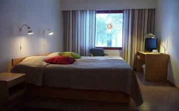 Фото номера Двухместный номер с 1 кроватью Отель Karemajat Panorama hotel г. Юлиторнио 2